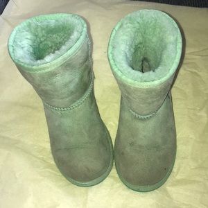 UGG mint green
